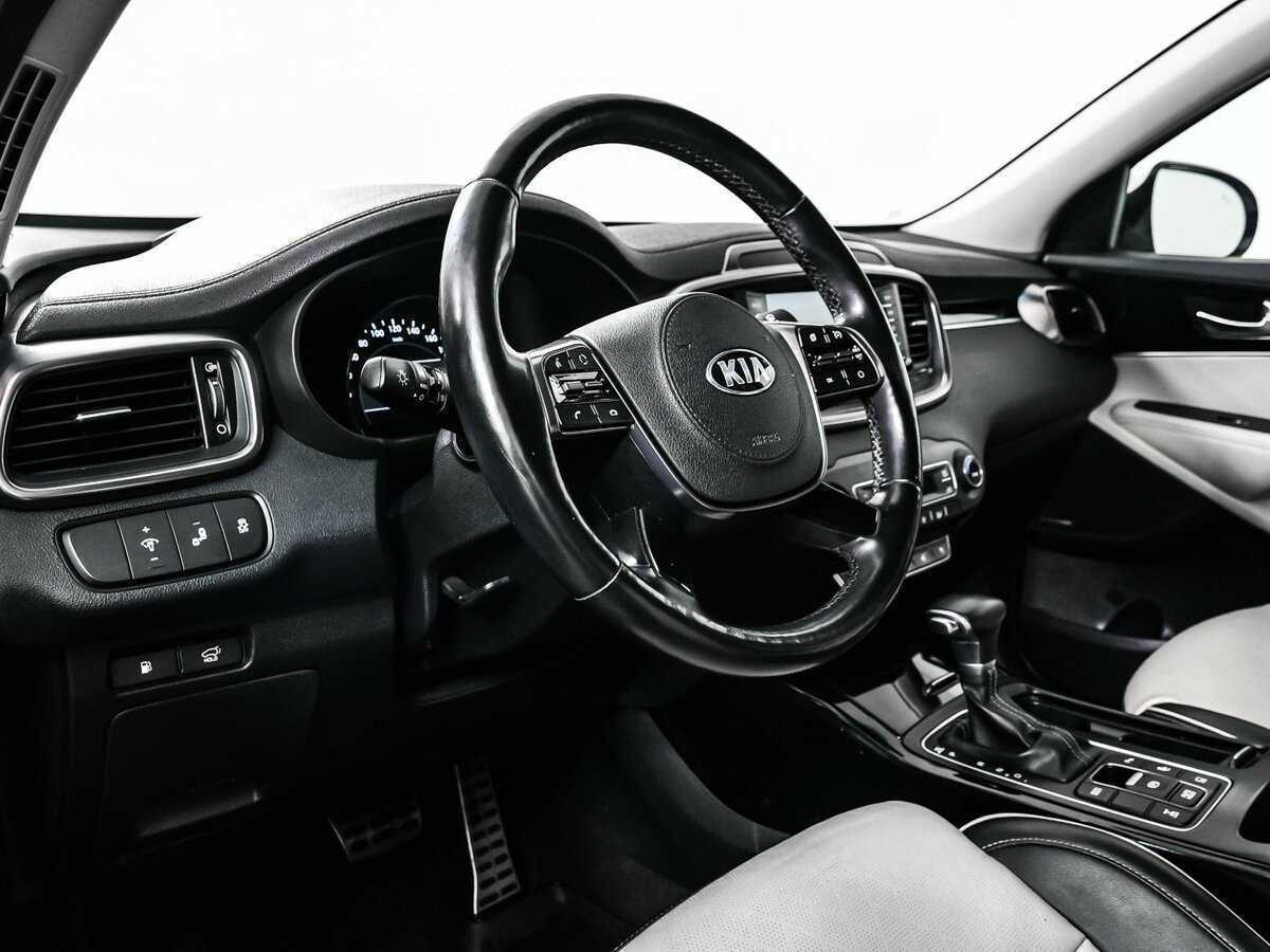 Kia Sorento с пробегом — 2018 год. Фото: #12