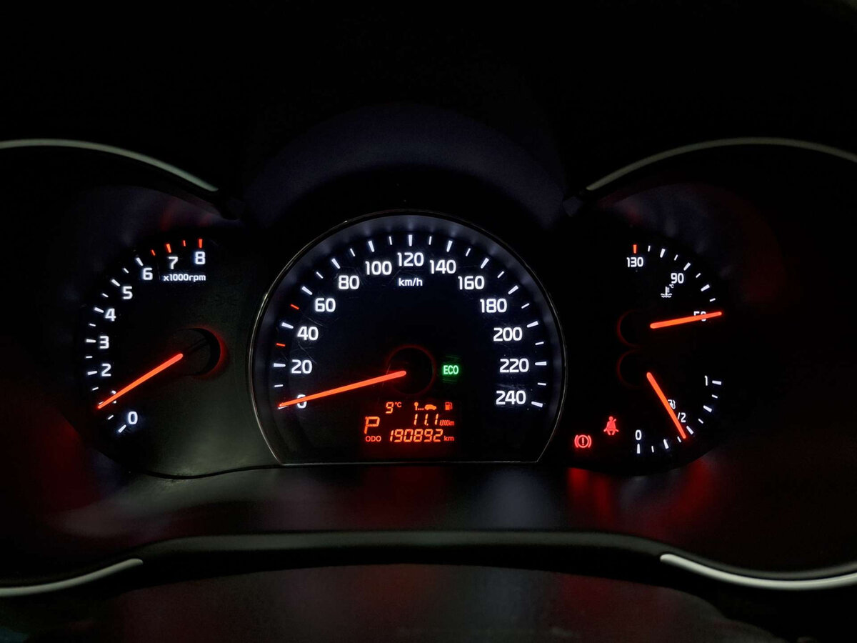 Kia Sorento с пробегом — 2017 год. Фото: #12