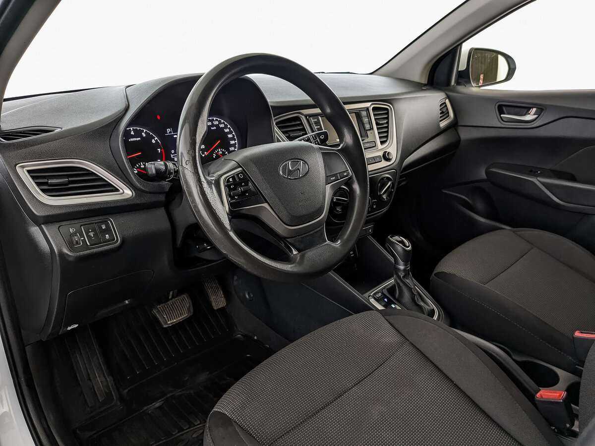 Hyundai Solaris с пробегом — 2019 год. Фото: #10