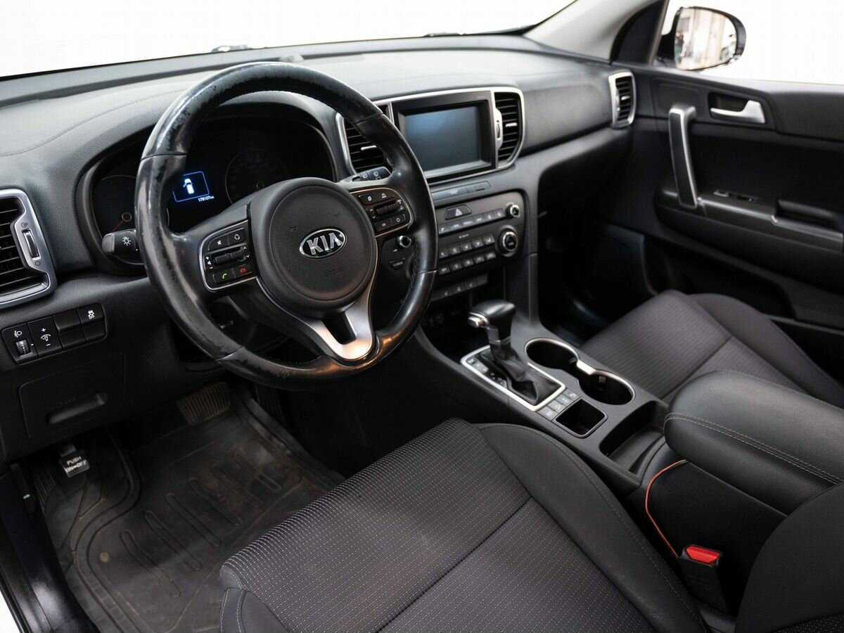 Kia Sportage с пробегом — 2016 год. Фото: #6