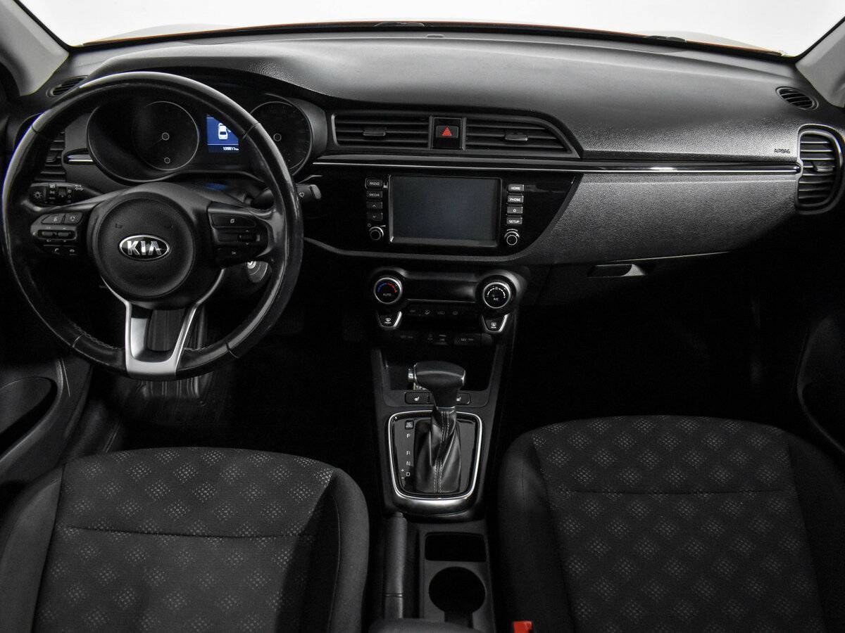 Kia Rio с пробегом — 2018 год. Фото: #14