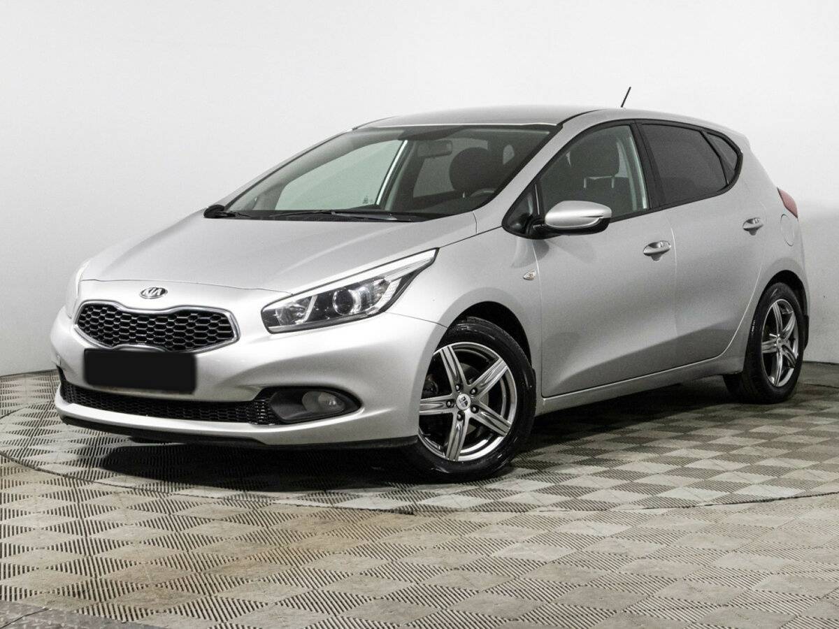 Kia Ceed с пробегом — 2012 год. Фото: #0
