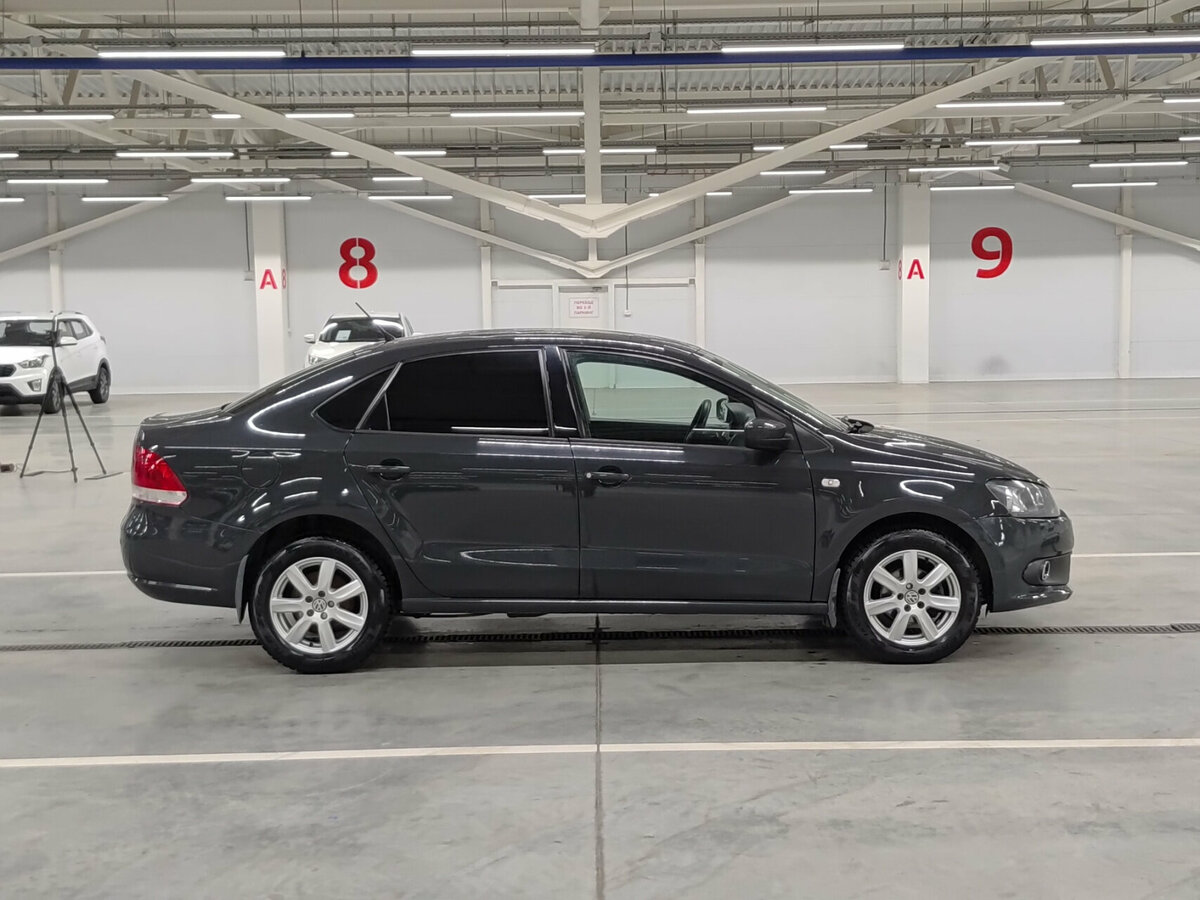 Volkswagen Polo с пробегом — 2014 год. Фото: #3
