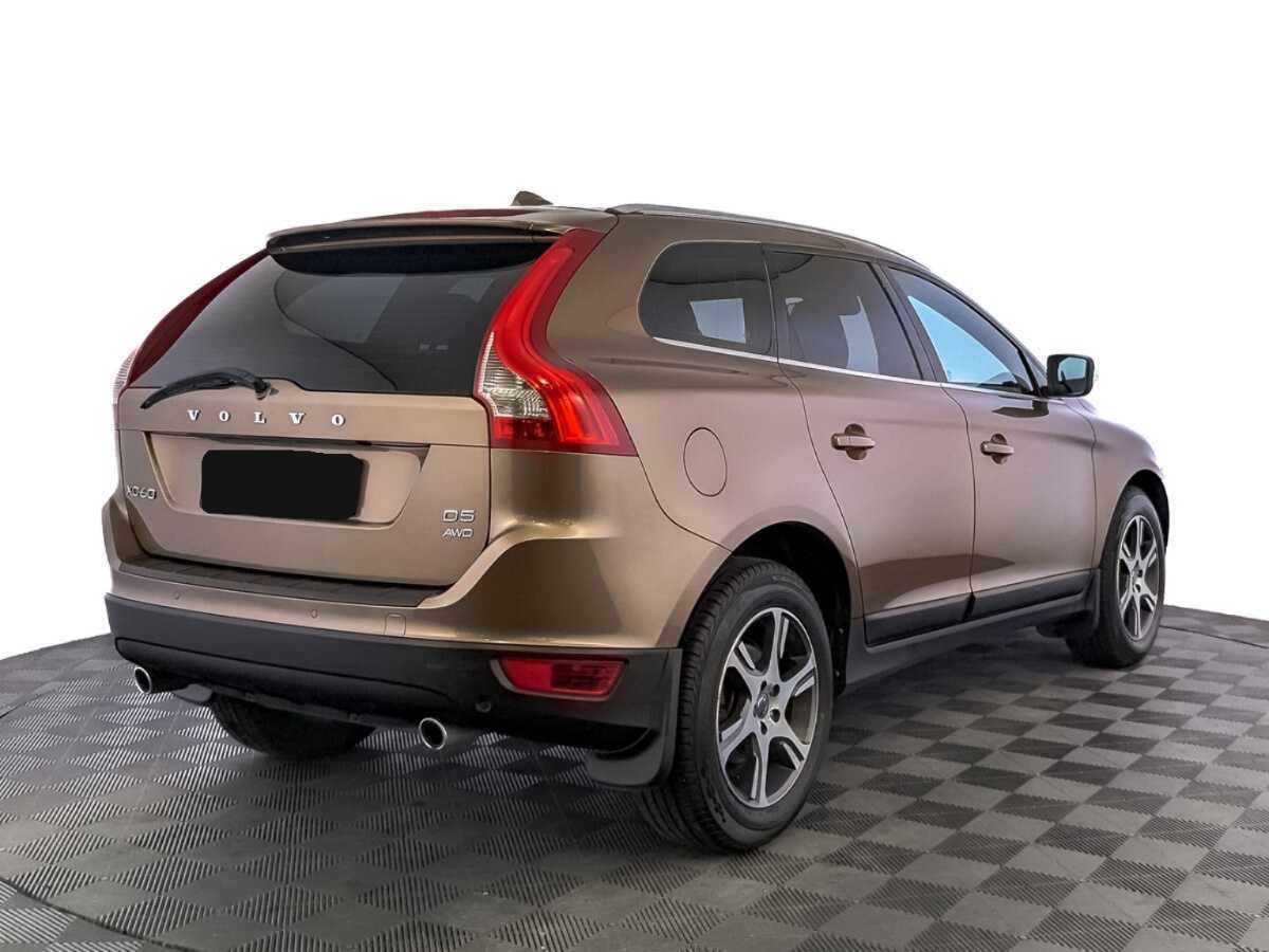 Volvo XC60 с пробегом — 2012 год. Фото: #4