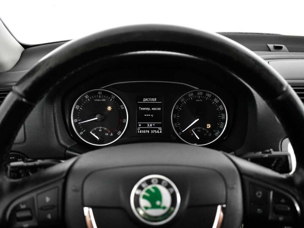 Skoda Octavia с пробегом — 2013 год. Фото: #9