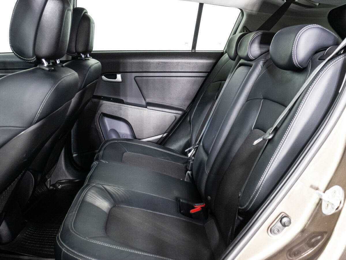Kia Sportage с пробегом — 2013 год. Фото: #9
