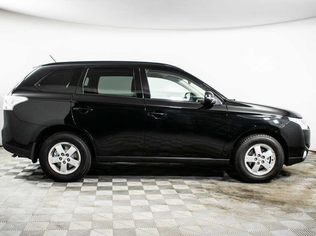 Mitsubishi Outlander с пробегом — 2013 год. Фото: #3