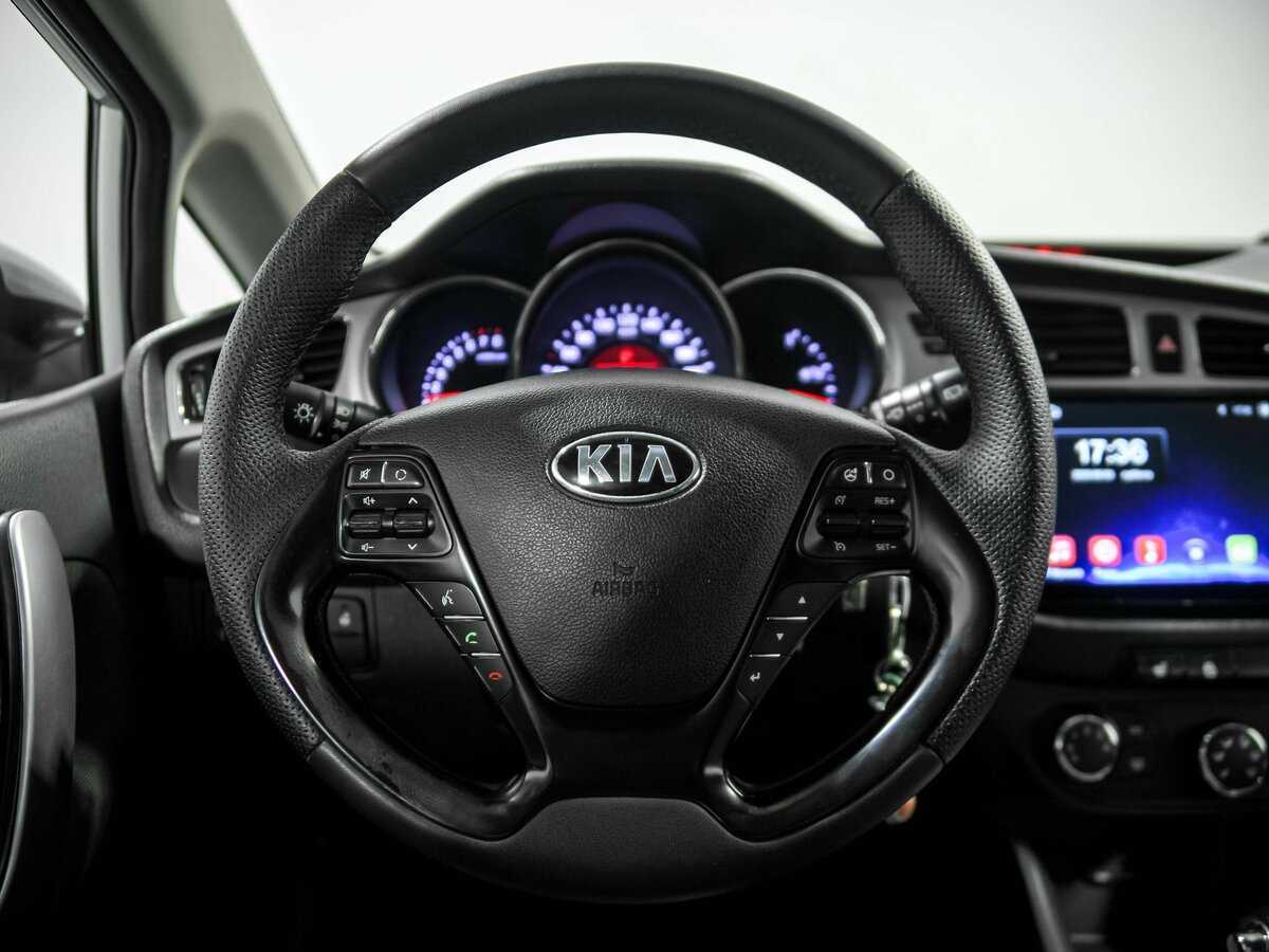 Kia Ceed с пробегом — 2013 год. Фото: #7