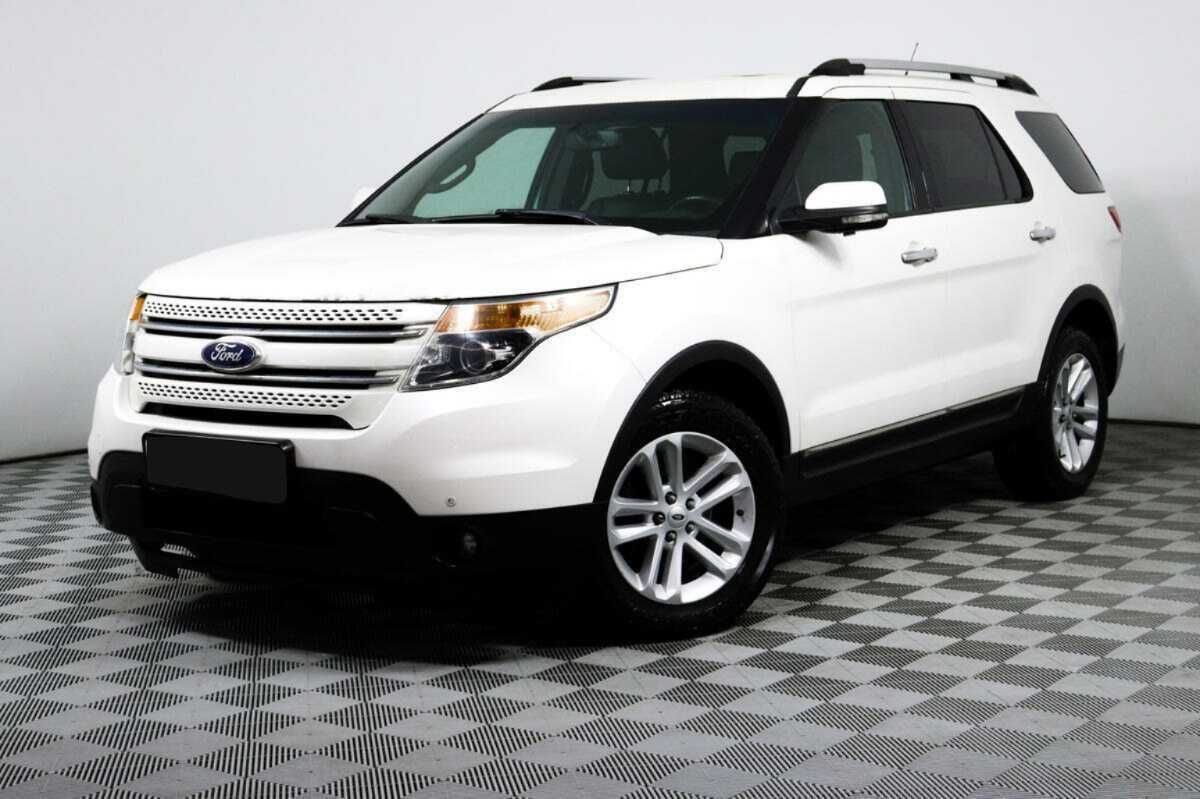 Ford Explorer с пробегом — 2012 год. Фото: #0