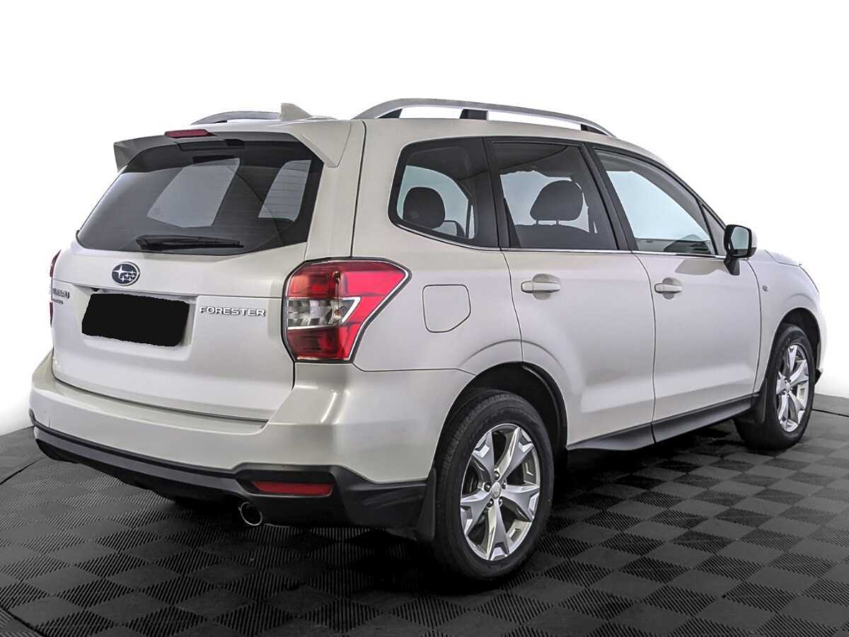Subaru Forester с пробегом — 2015 год. Фото: #4