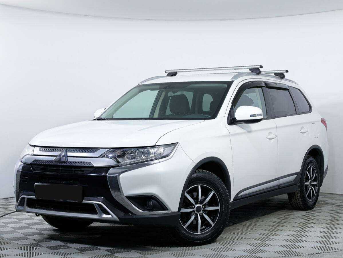 Mitsubishi Outlander с пробегом — 2018 год. Посмотреть фото