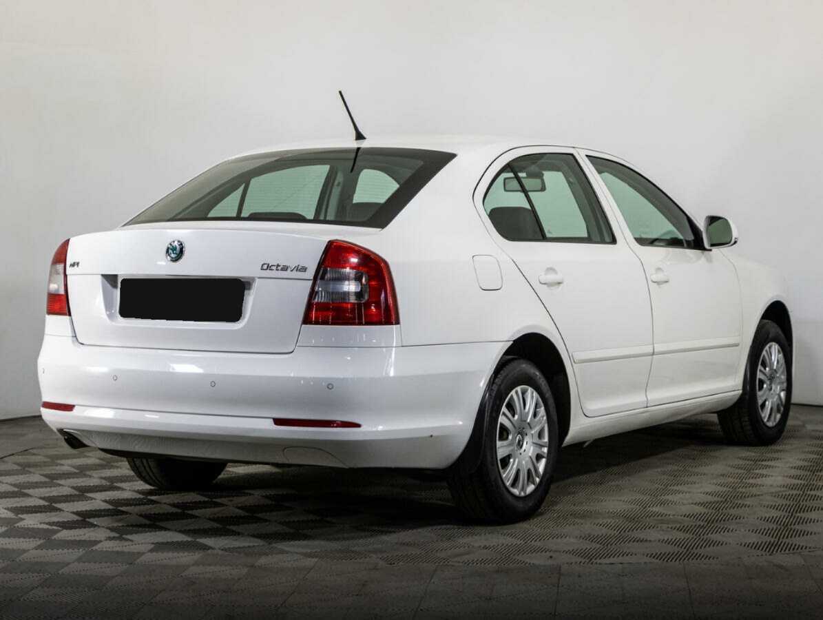Skoda Octavia с пробегом — 2013 год. Фото: #3