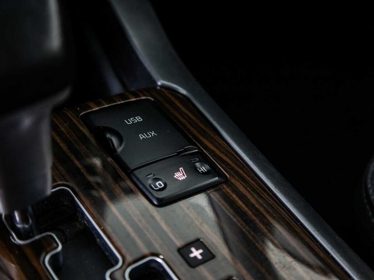 Kia Mohave с пробегом — 2017 год. Фото: #14