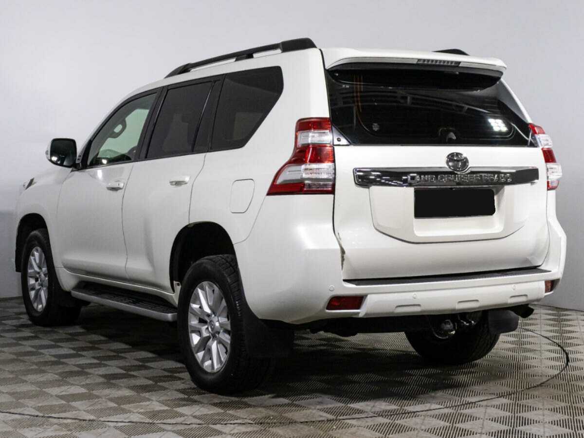 Toyota Land Cruiser Prado с пробегом — 2014 год. Фото: #5