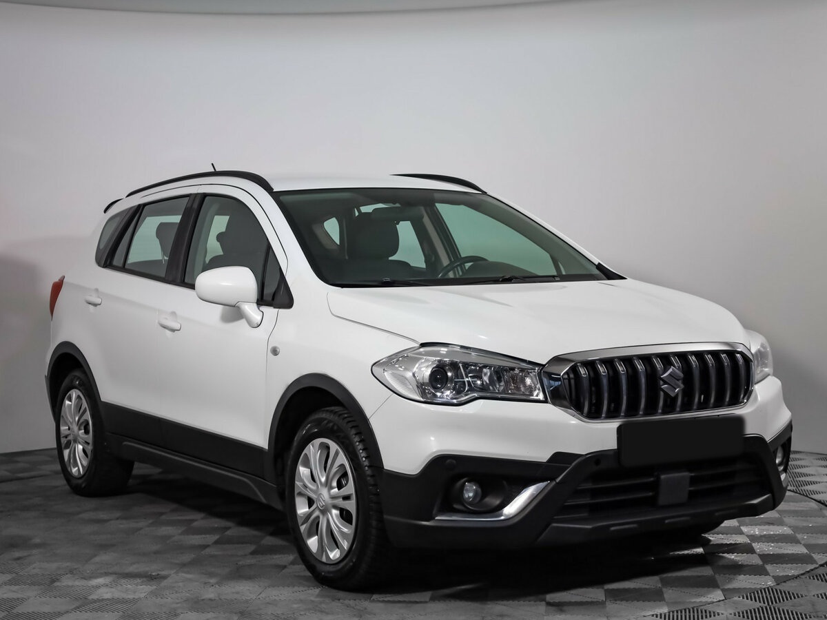 Suzuki SX4 с пробегом — 2017 год. Фото: #2