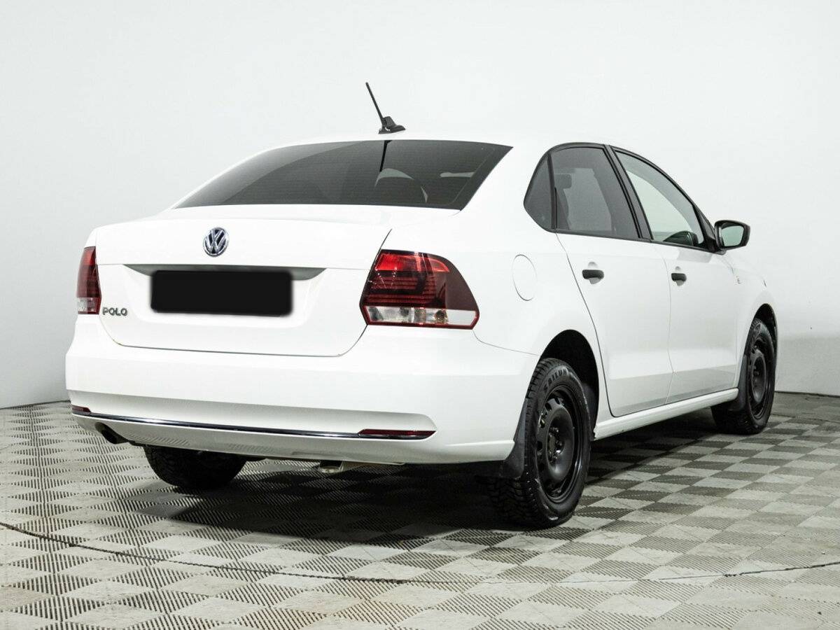 Volkswagen Polo с пробегом — 2019 год. Фото: #4
