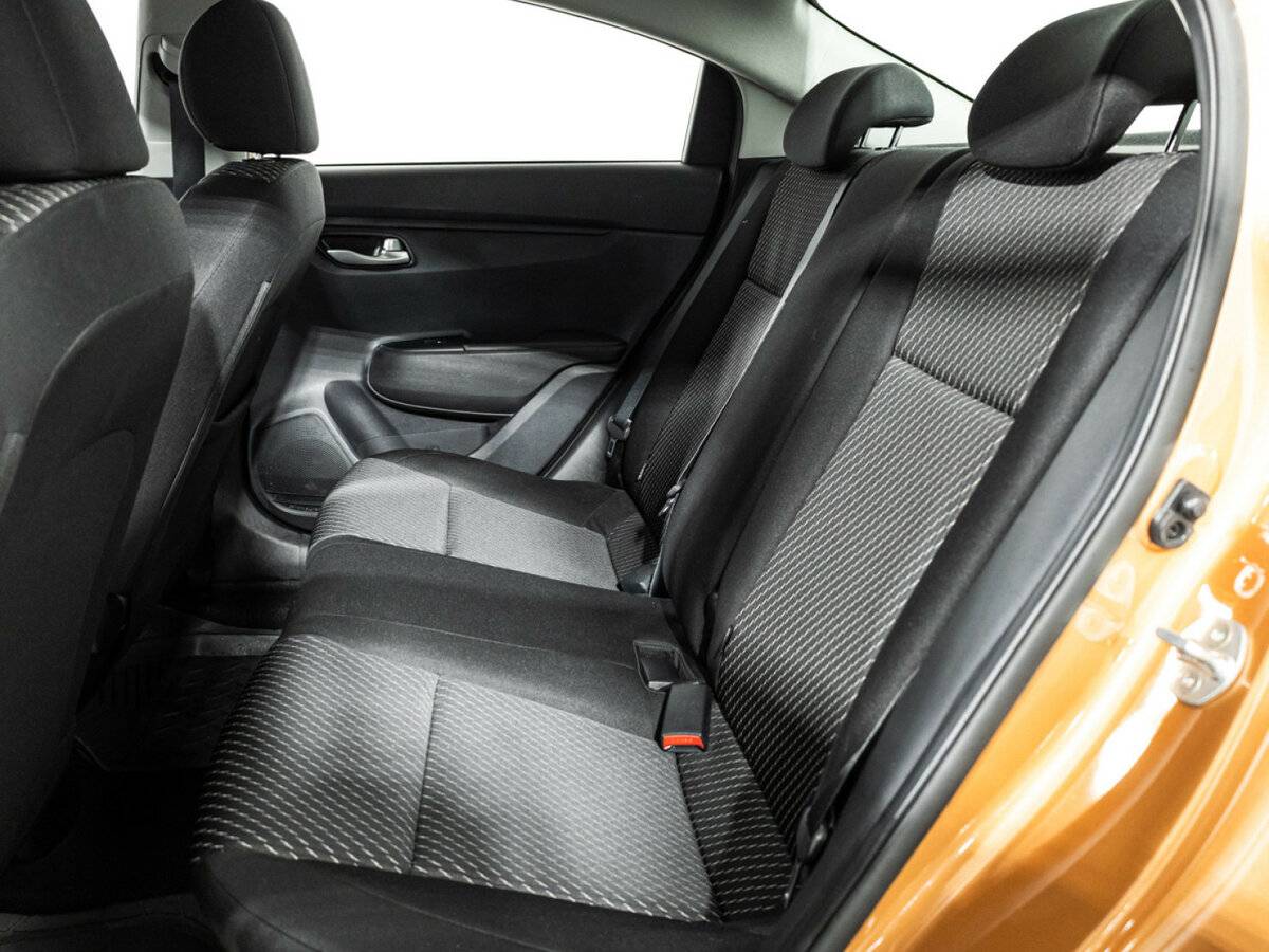 Kia Rio с пробегом — 2017 год. Фото: #9