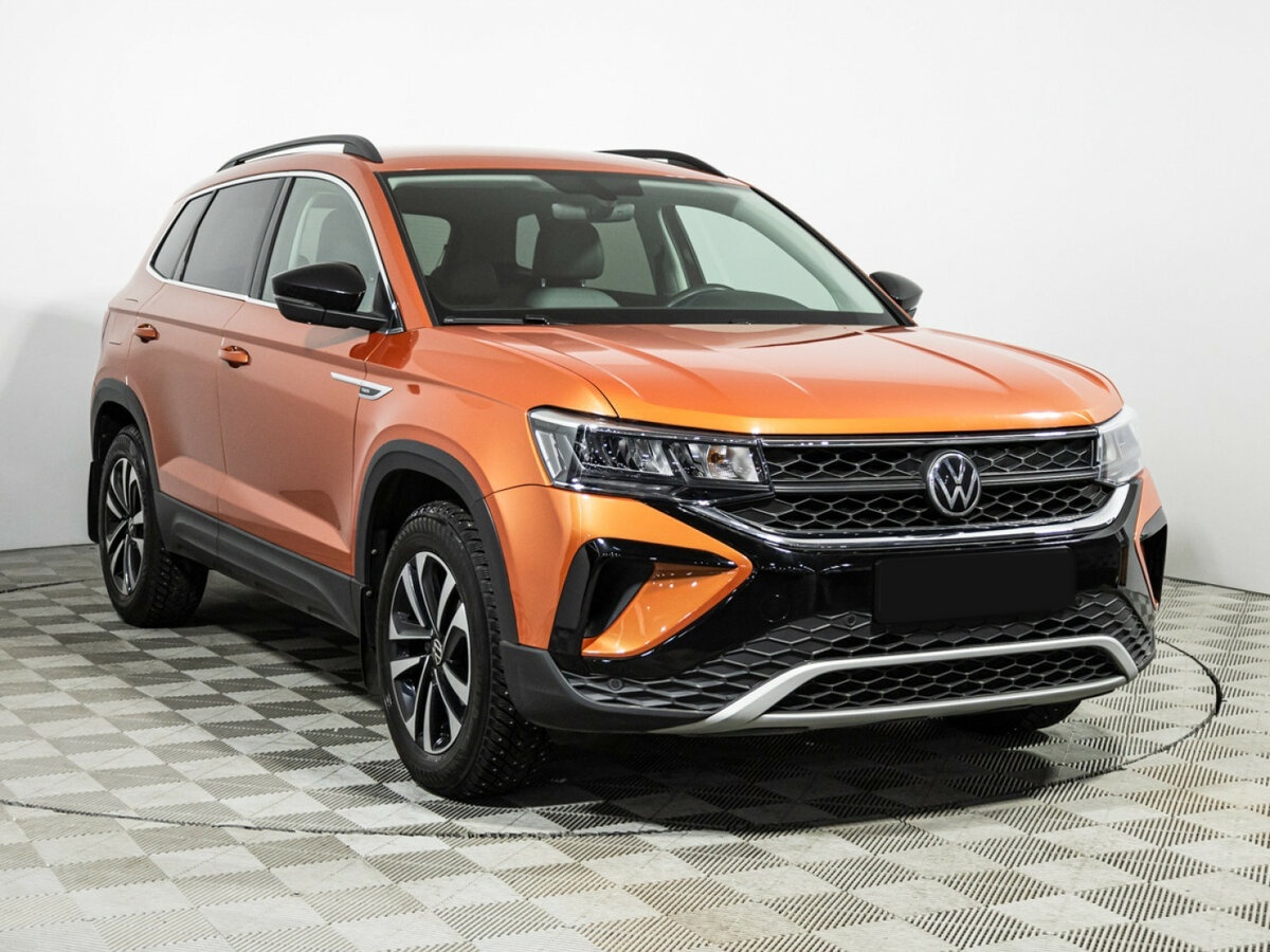 Volkswagen Taos с пробегом — 2021 год. Фото: #2