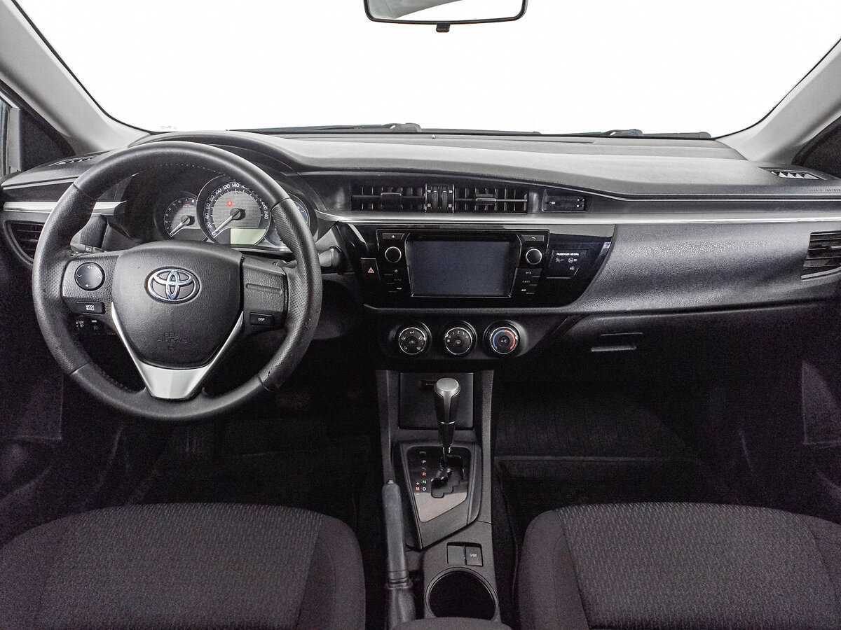 Toyota Corolla с пробегом — 2013 год. Фото: #12