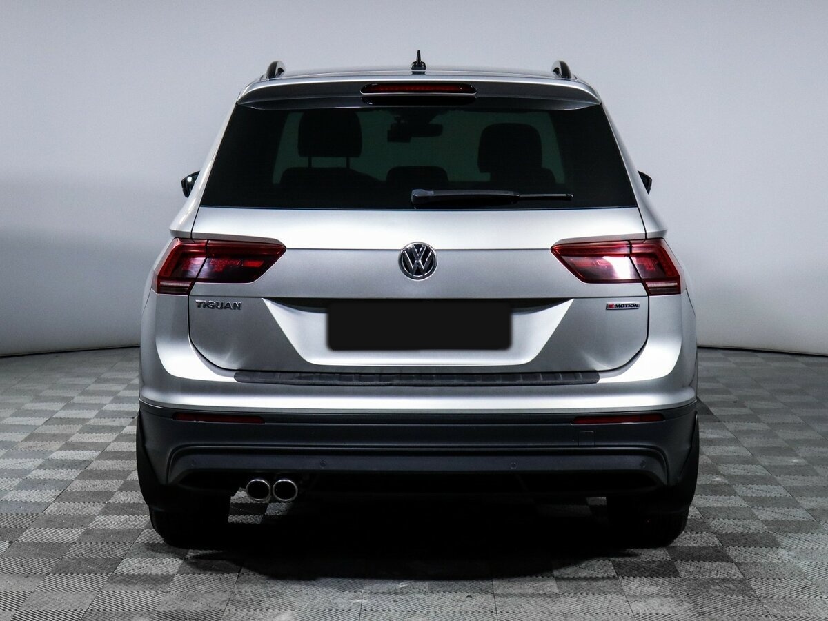 Volkswagen Tiguan с пробегом — 2020 год. Фото: #4