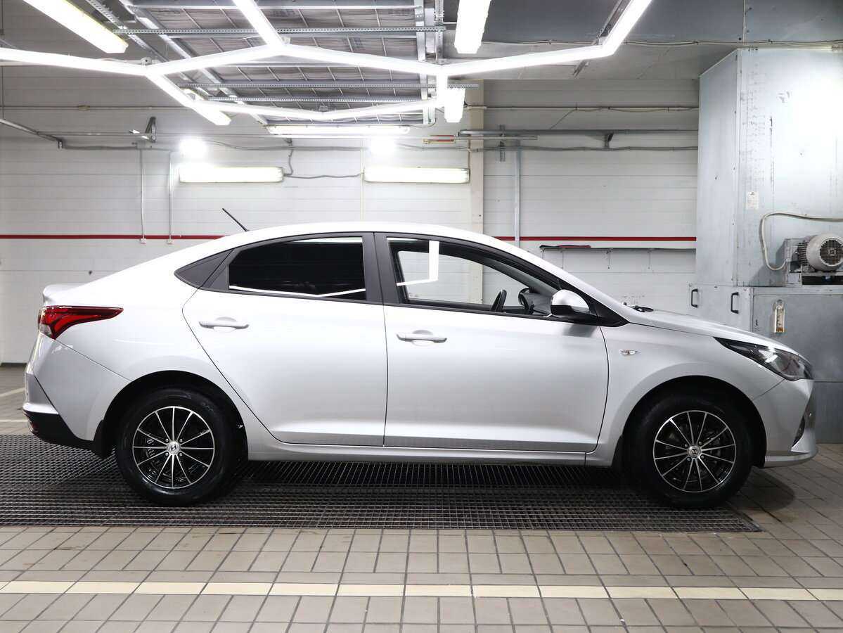 Hyundai Solaris с пробегом — 2021 год. Фото: #2