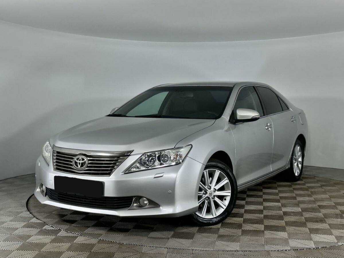 Toyota Camry с пробегом — 2014 год. Посмотреть фото