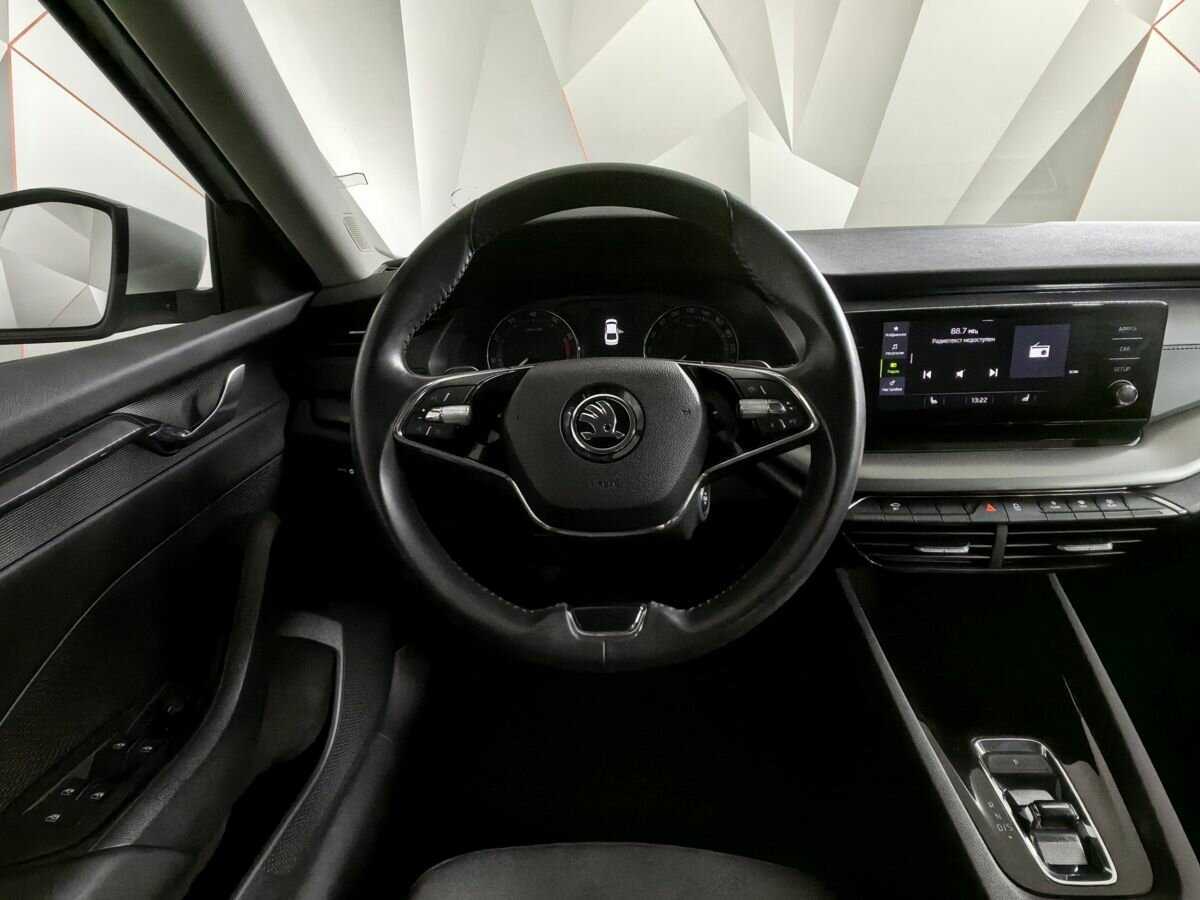 Skoda Octavia с пробегом — 2021 год. Фото: #14