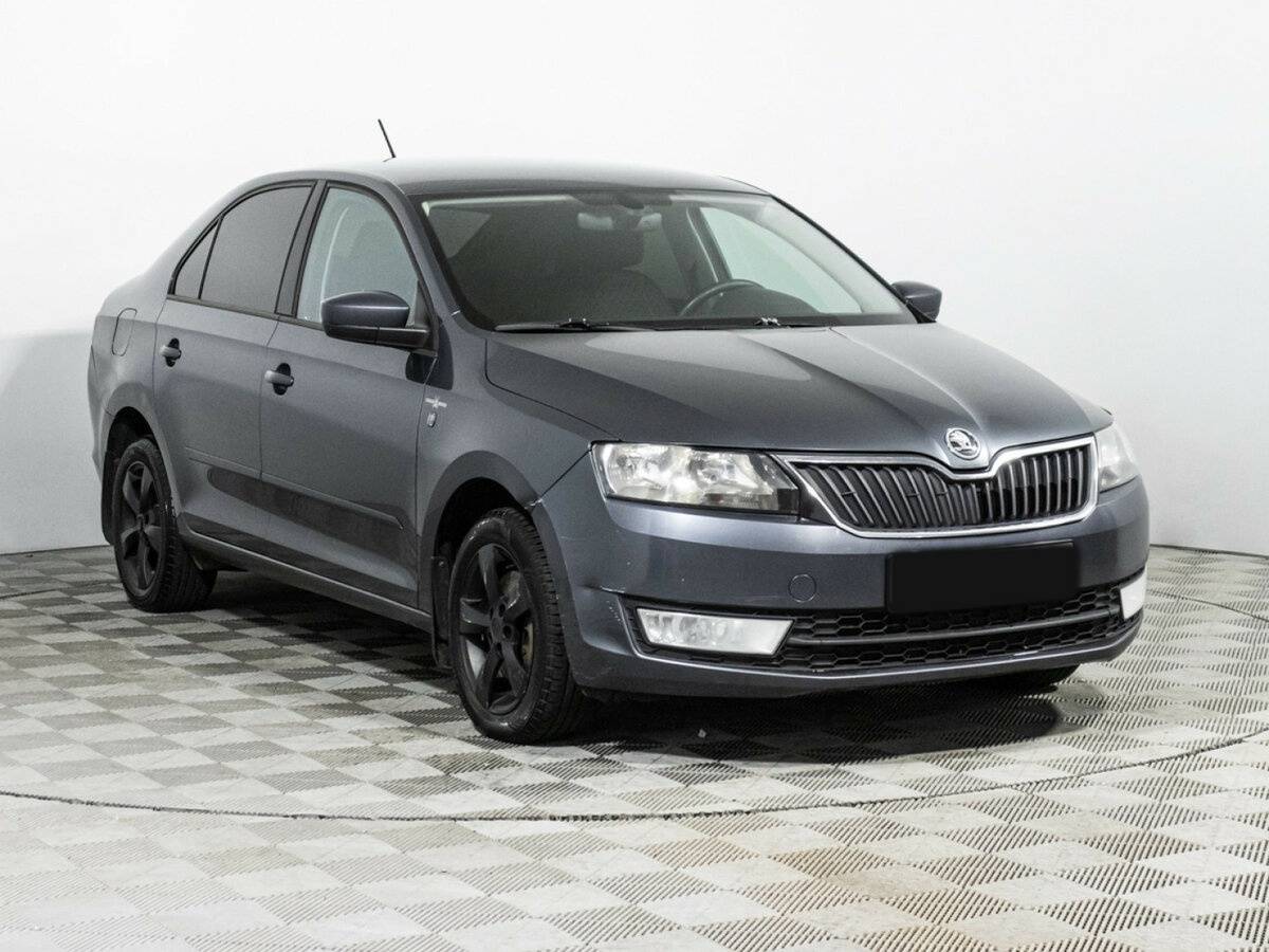Skoda Rapid с пробегом — 2016 год. Фото: #2