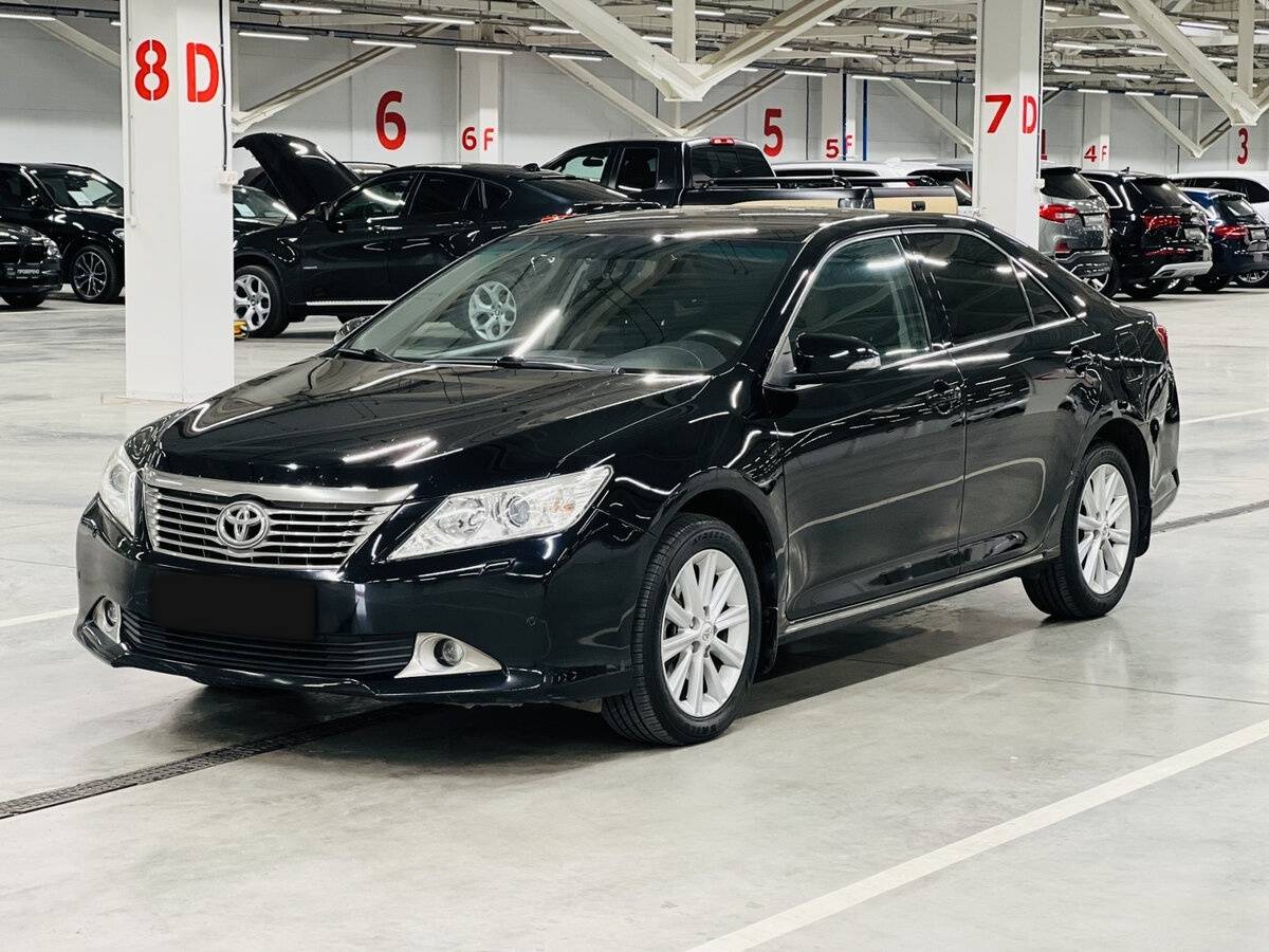 Toyota Camry с пробегом — 2013 год. Фото: #0