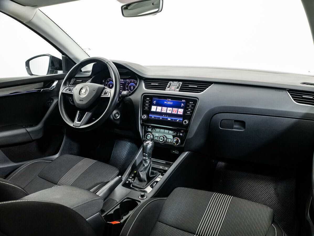 Skoda Octavia с пробегом — 2018 год. Фото: #8