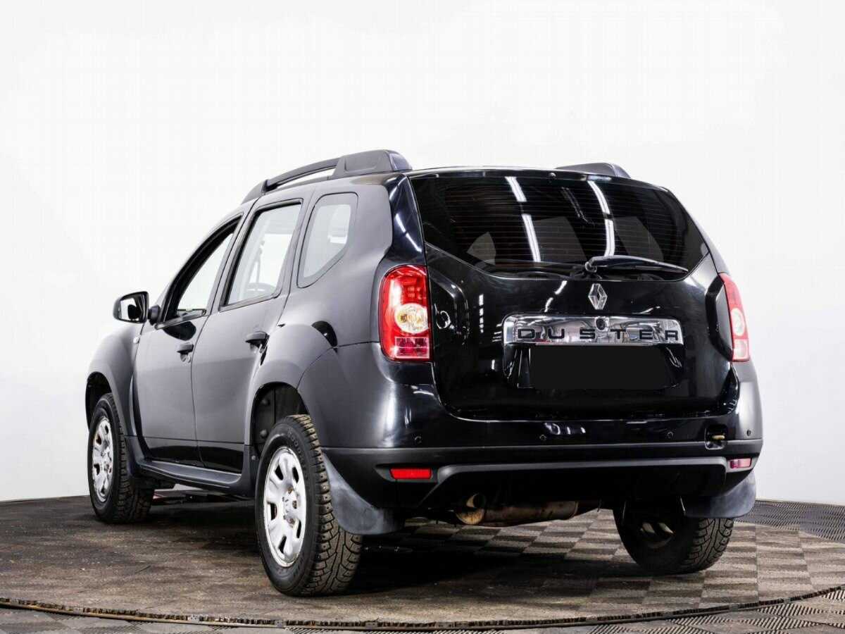 Renault Duster с пробегом — 2013 год. Фото: #3