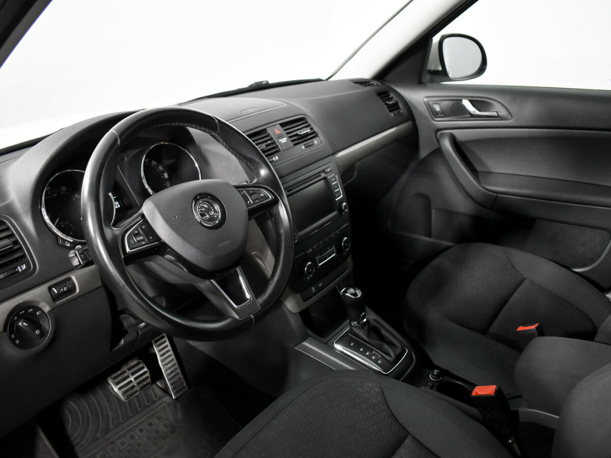 Skoda Yeti с пробегом — 2014 год. Фото: #8