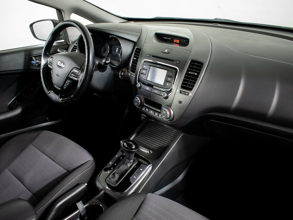 Kia Cerato с пробегом — 2019 год. Фото: #9