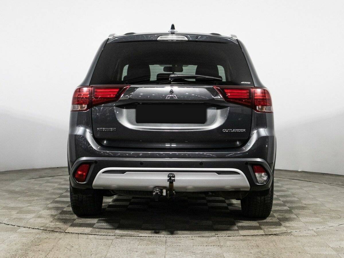 Mitsubishi Outlander с пробегом — 2019 год. Фото: #5