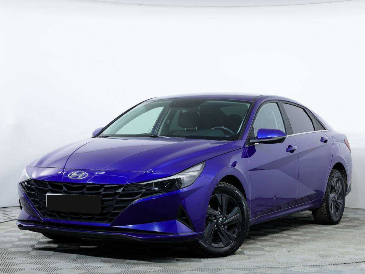 Hyundai Elantra с пробегом — 2021 год. Посмотреть фото