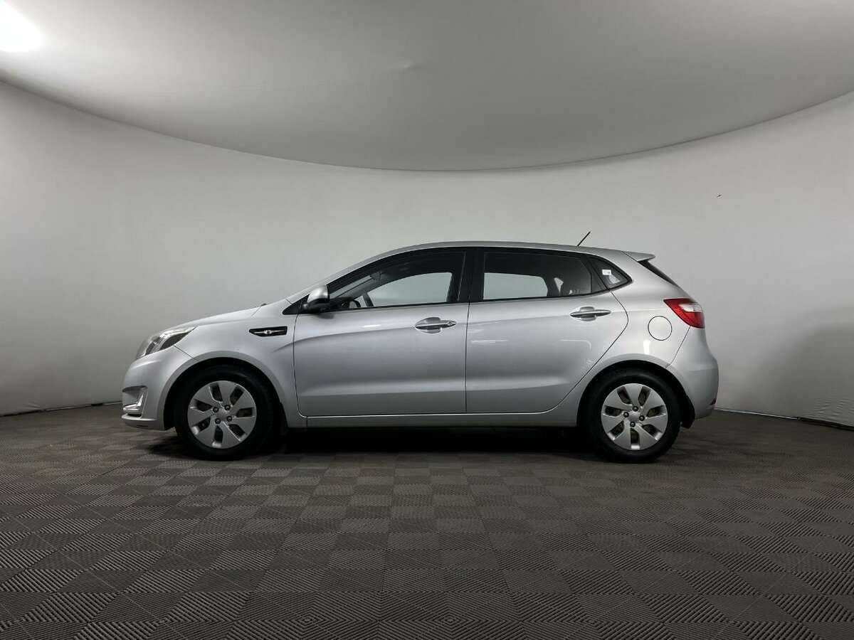 Kia Rio с пробегом — 2013 год. Фото: #4