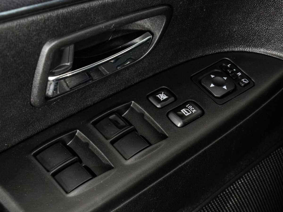 Mitsubishi ASX с пробегом — 2015 год. Фото: #13