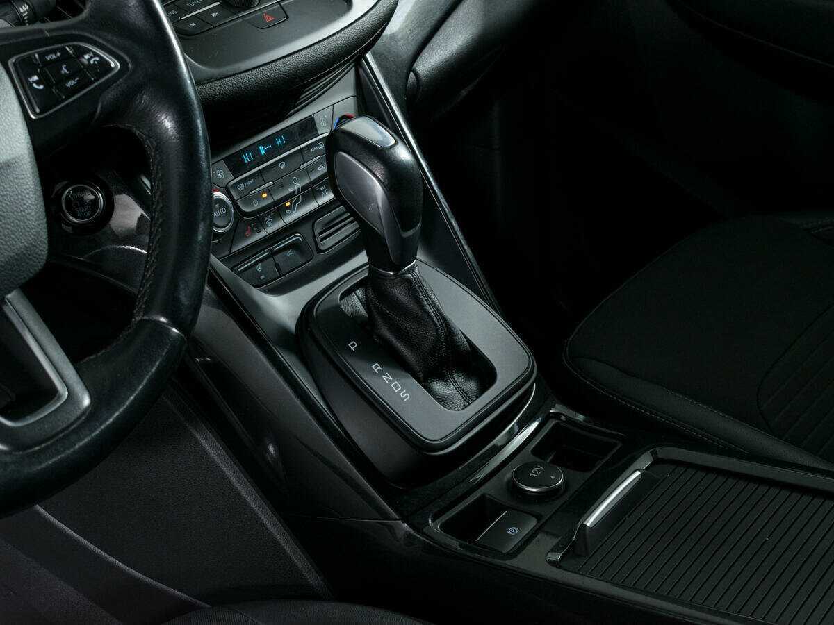 Ford Kuga с пробегом — 2017 год. Фото: #12