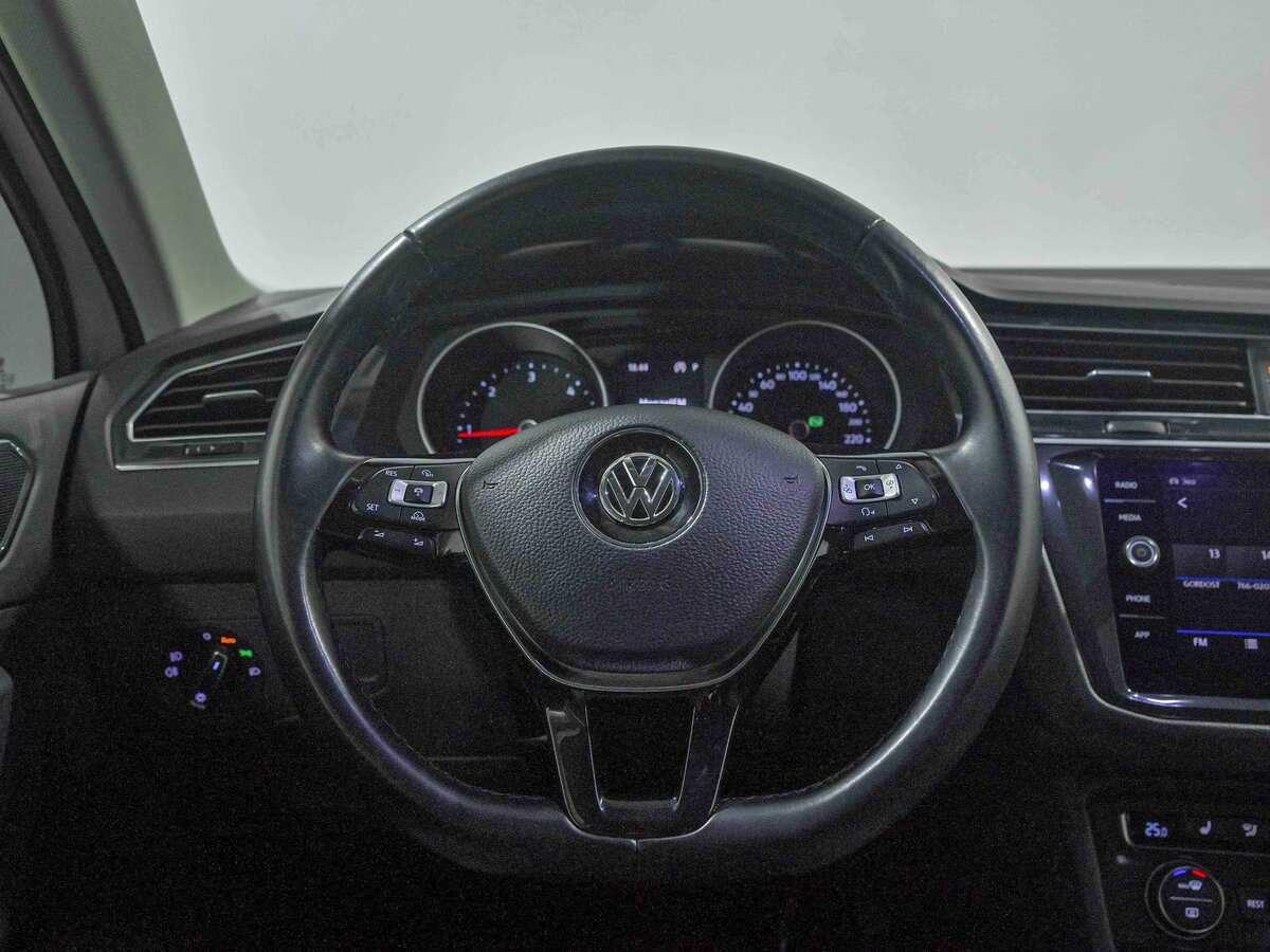 Volkswagen Tiguan с пробегом — 2018 год. Фото: #6