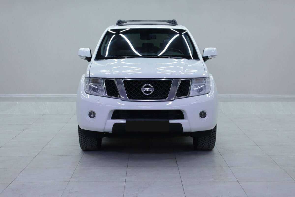 Nissan Pathfinder с пробегом — 2012 год. Фото: #4