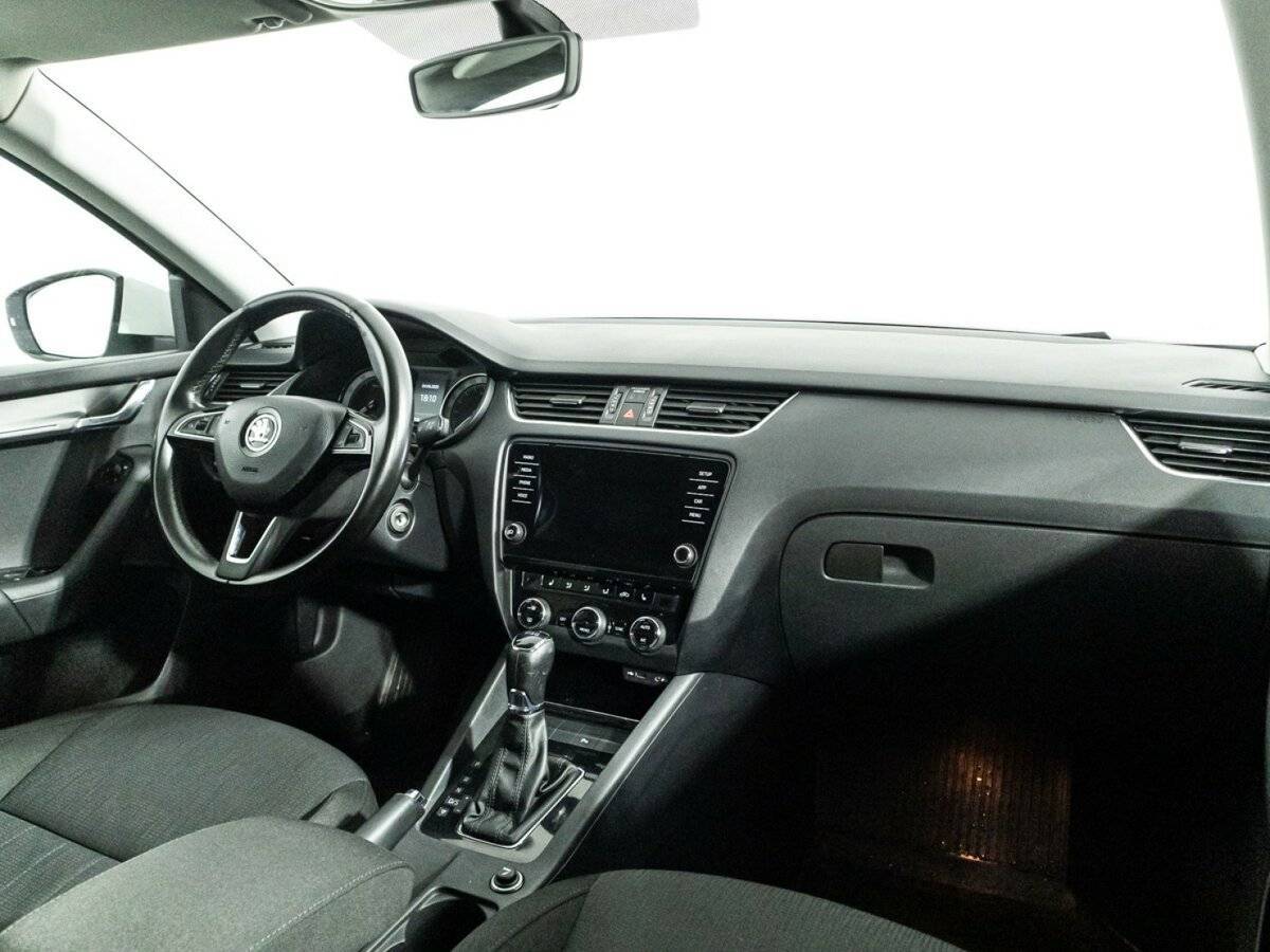Skoda Octavia с пробегом — 2017 год. Фото: #8