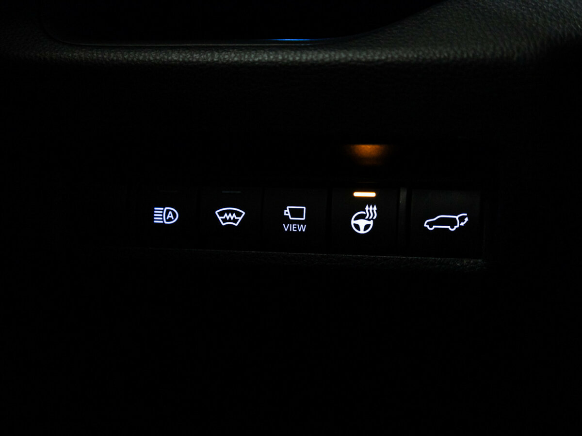 Toyota RAV4 с пробегом — 2021 год. Фото: #17