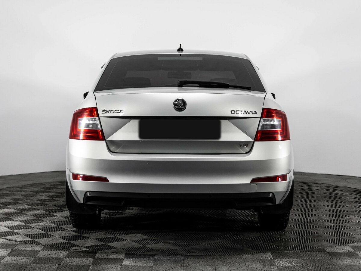 Skoda Octavia с пробегом — 2013 год. Фото: #4