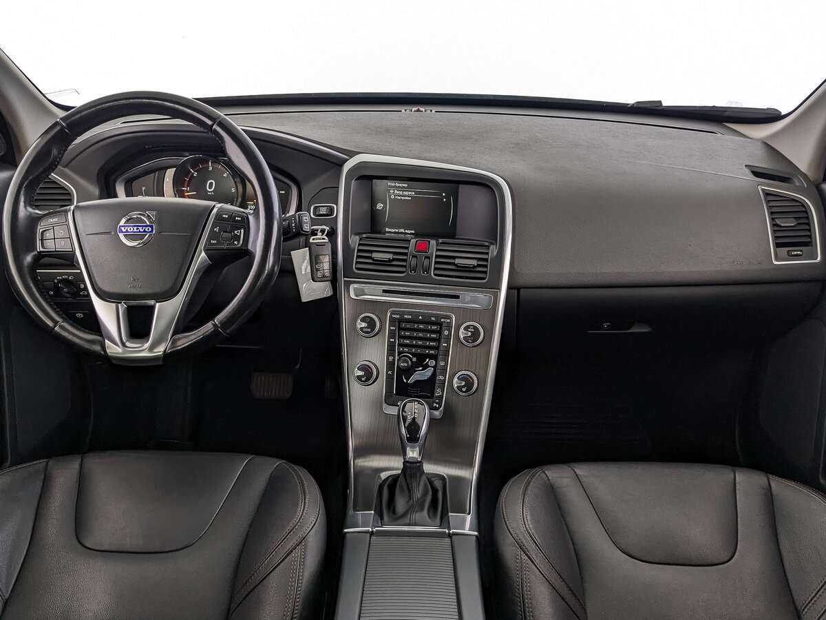 Volvo XC60 с пробегом — 2015 год. Фото: #9
