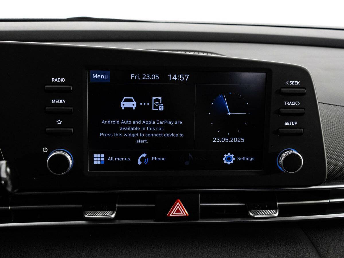 Hyundai Elantra с пробегом — 2021 год. Фото: #14