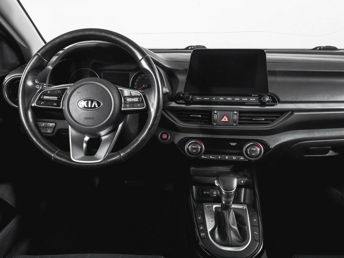 Kia Cerato с пробегом — 2019 год. Фото: #11