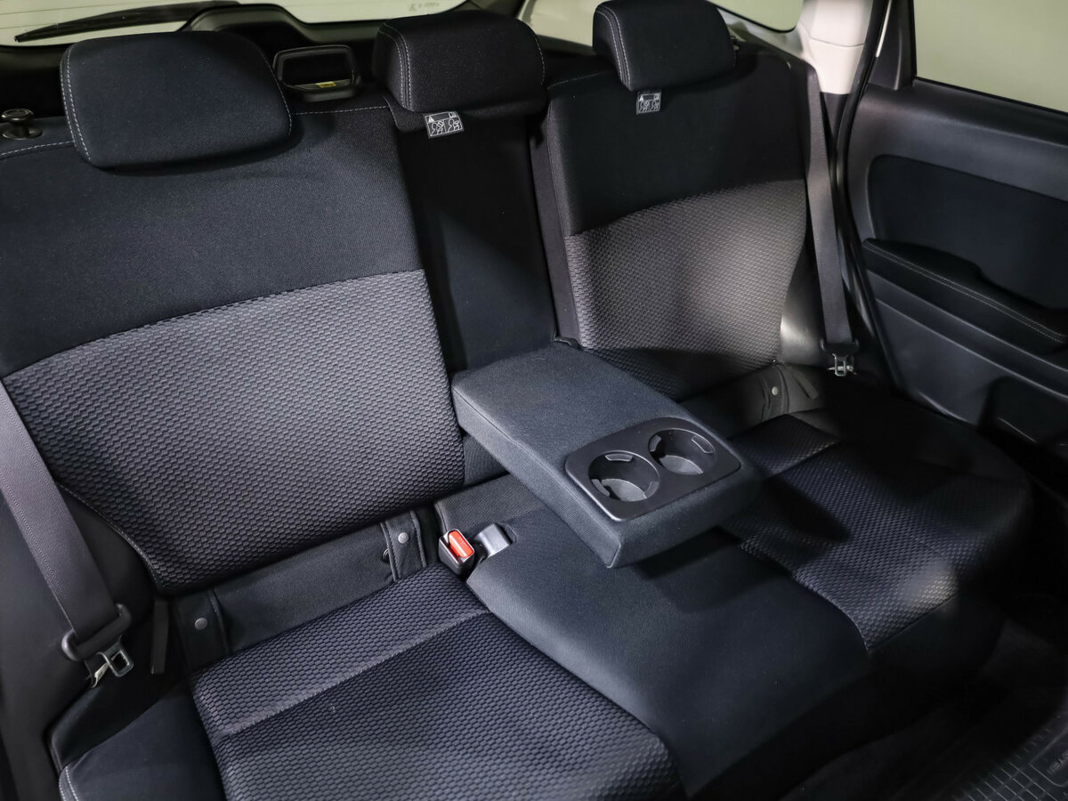 Subaru Forester с пробегом — 2014 год. Фото: #22