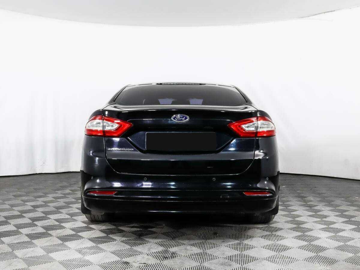 Ford Mondeo с пробегом — 2015 год. Фото: #5