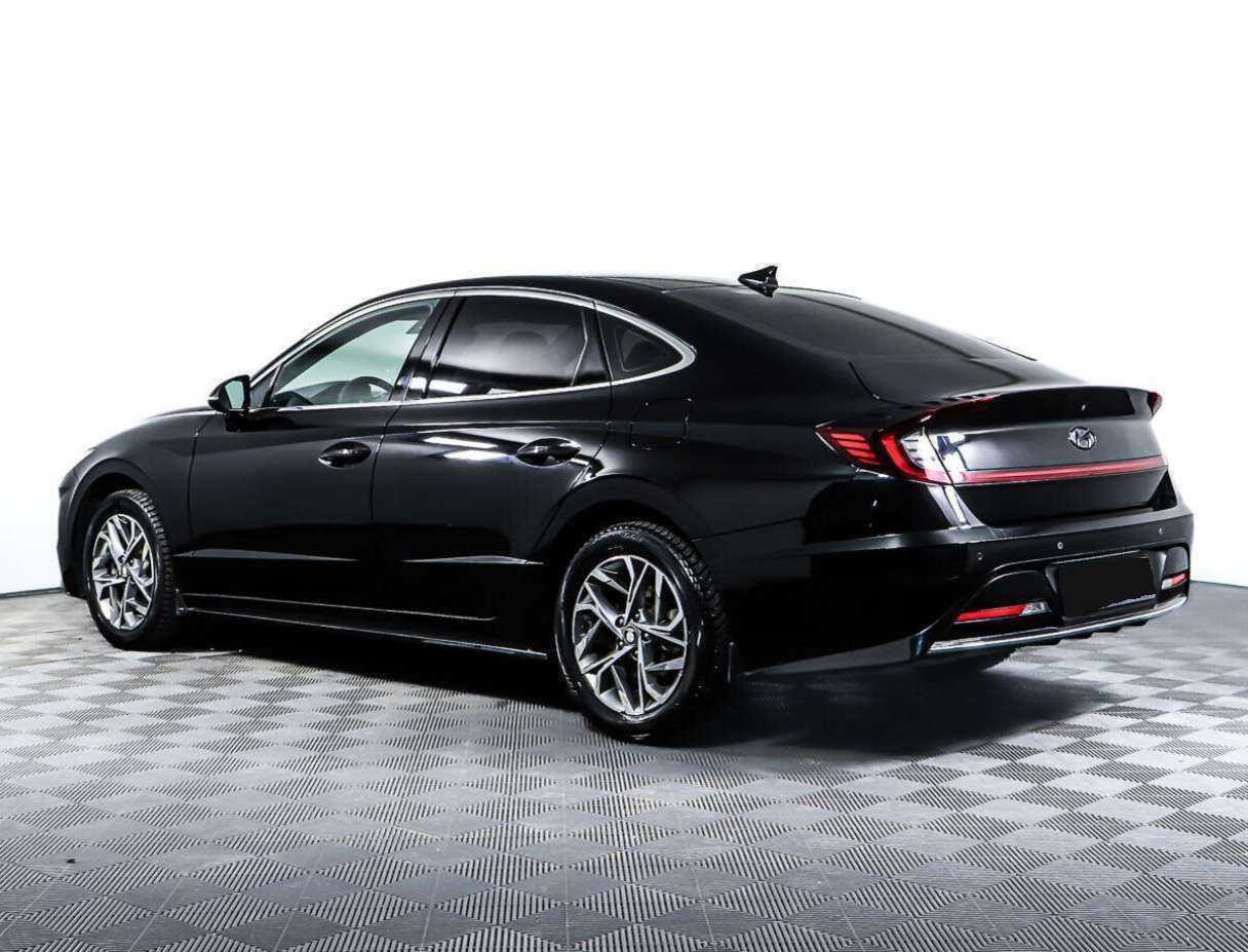 Hyundai Sonata с пробегом — 2020 год. Фото: #6