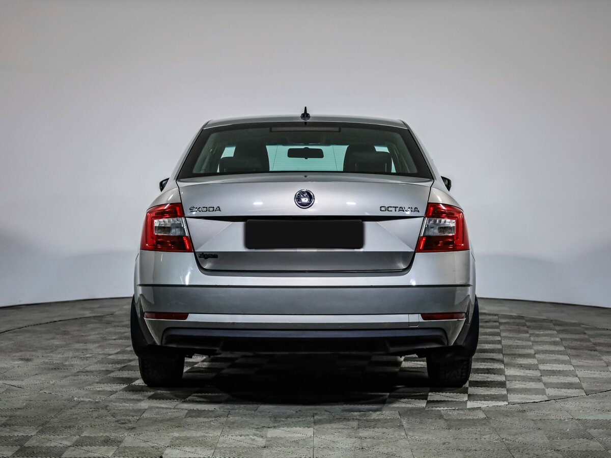 Skoda Octavia с пробегом — 2018 год. Фото: #4